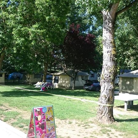 Camping Larribal Millau Extérieur photo